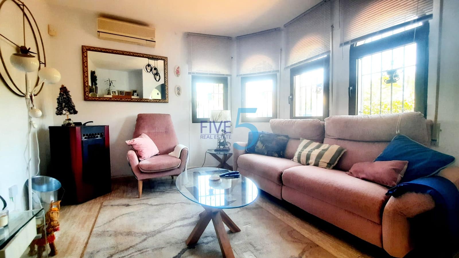 2 bedroom Townhouse for sale in Los Urrutias with pool - € 245,000 (Ref: 10034433)