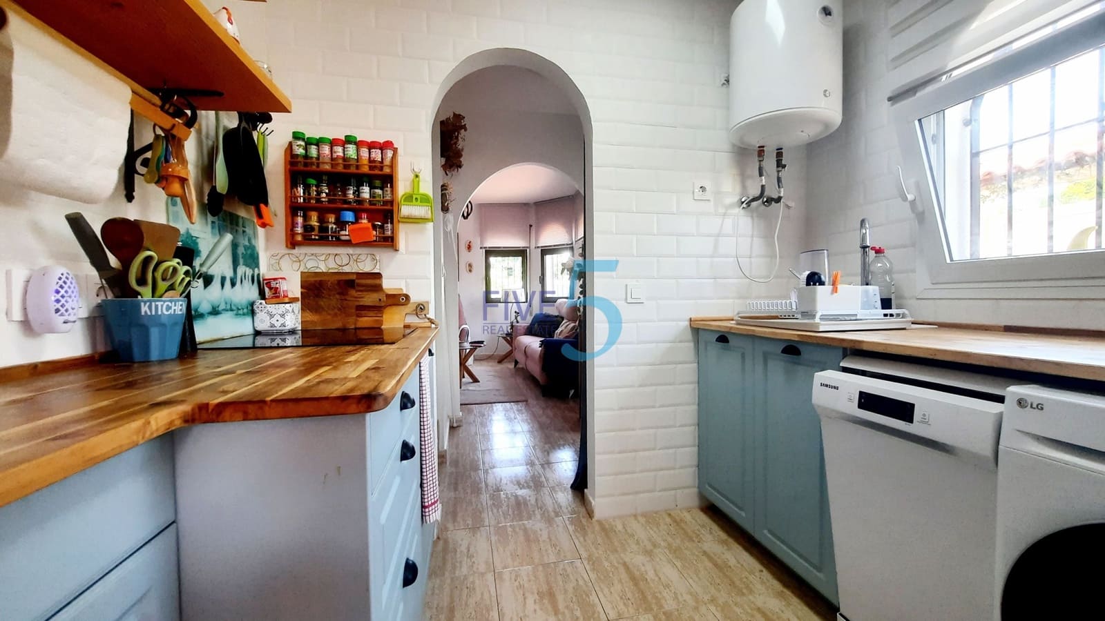 2 bedroom Townhouse for sale in Los Urrutias with pool - € 245,000 (Ref: 10034433)
