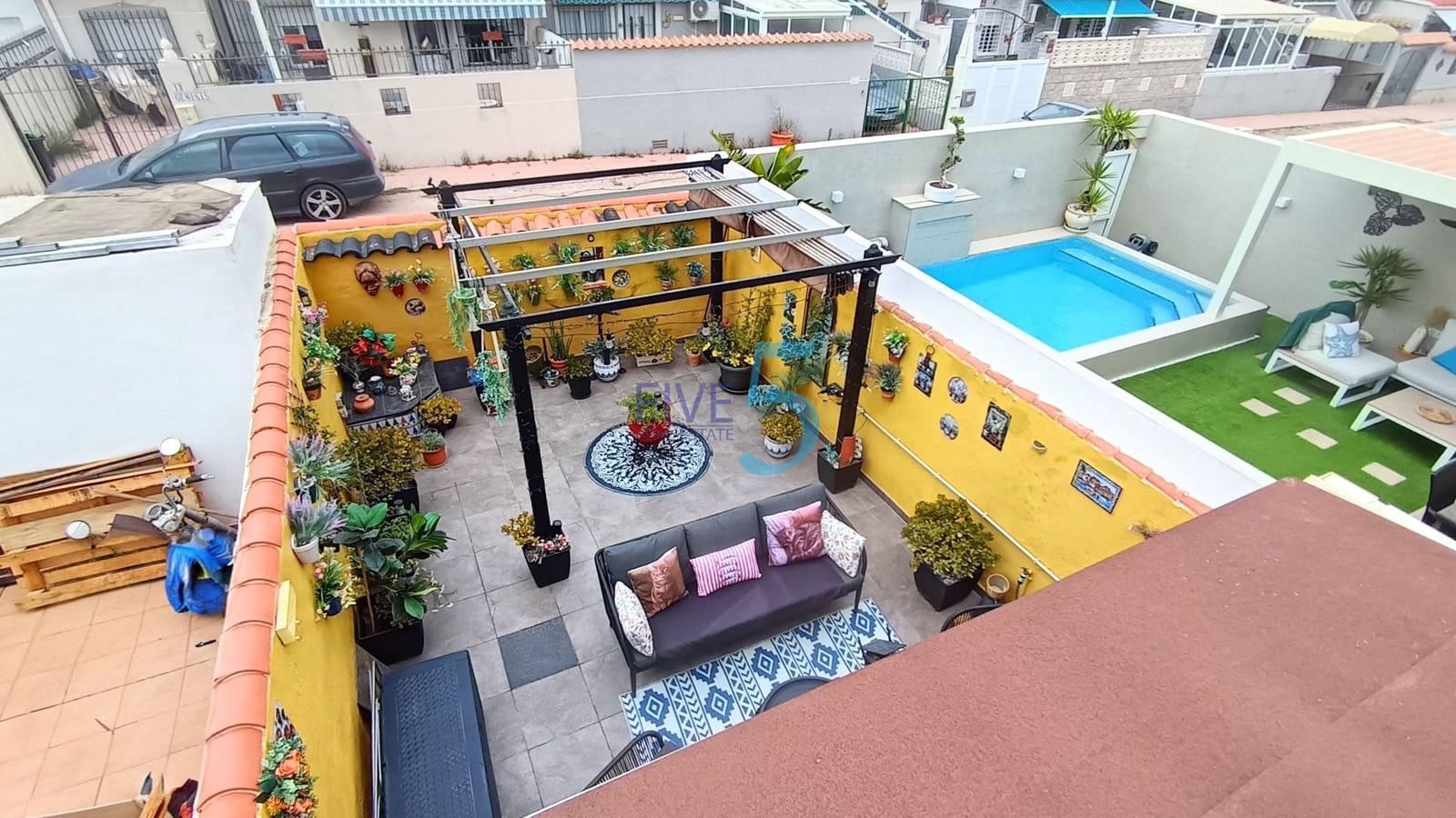 3 bedroom Townhouse for sale in Torrevieja - € 175,000 (Ref: 10034559)