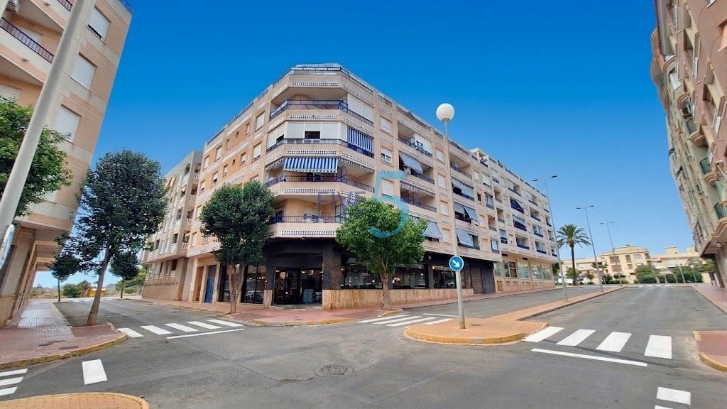 2 slaapkamer Appartement te koop in Guardamar del Segura met garage - € 189.000 (Ref: 10035660)