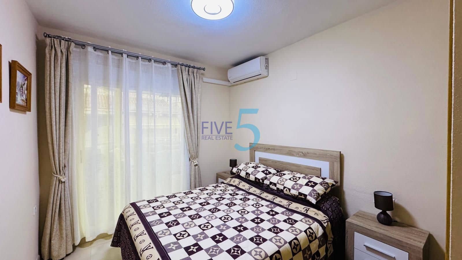 3 bedroom Apartment for sale in Torrevieja - € 245,000 (Ref: 10036013)