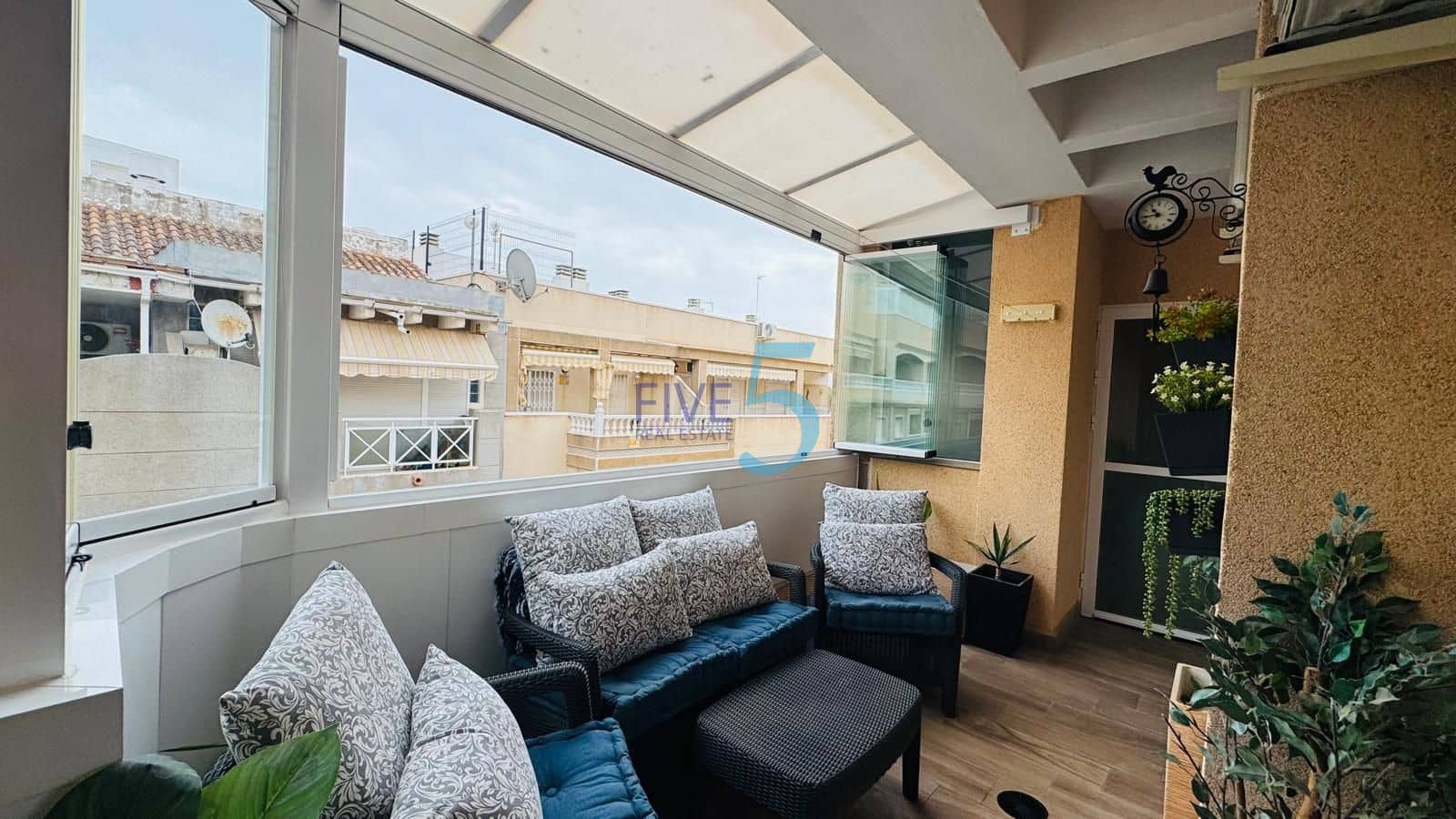 3 bedroom Apartment for sale in Torrevieja - € 245,000 (Ref: 10036013)