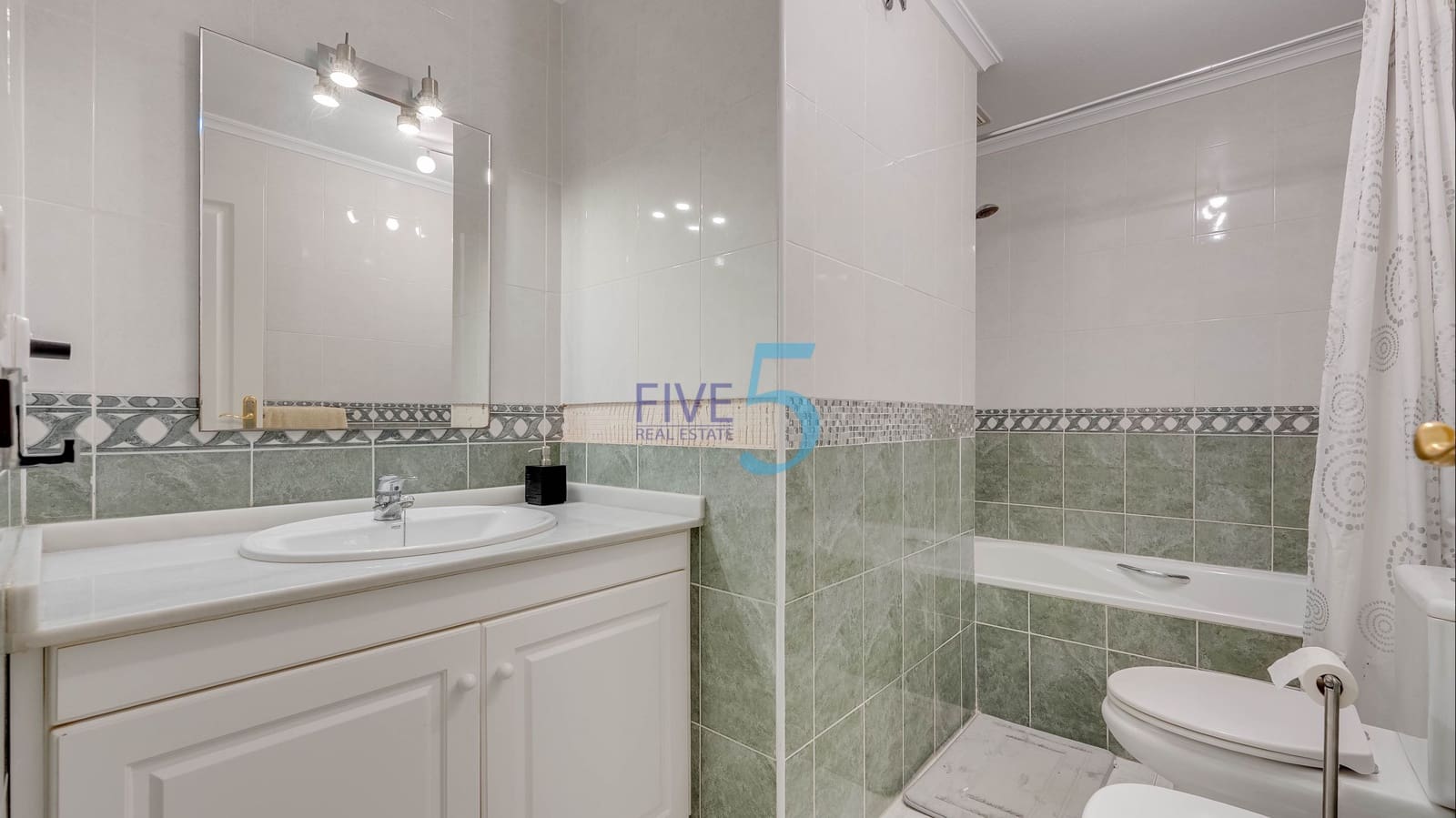 2 bedroom Apartment for sale in Campoamor with pool - € 154,900 (Ref: 10036014)