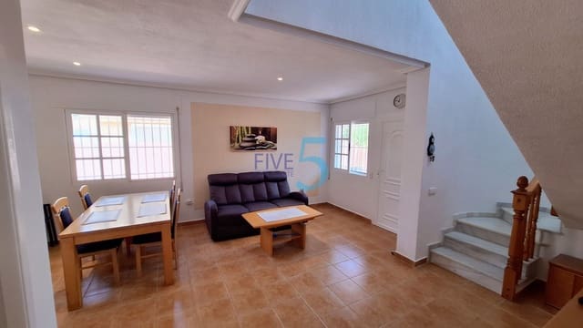 3 bedroom Villa for sale in Punta Prima, Torrevieja with pool garage - € 305,000 (Ref: 10036015)