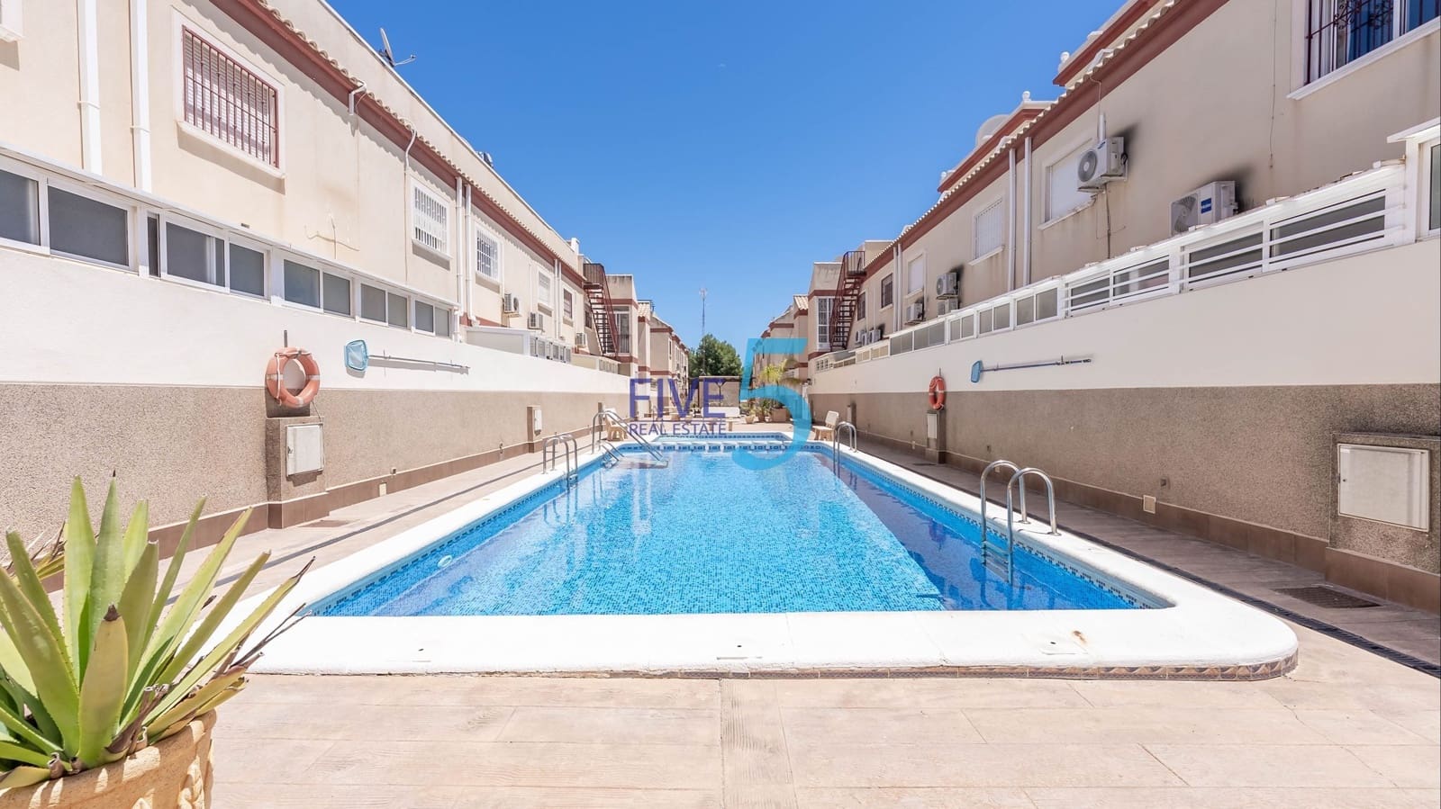 2 bedroom Apartment for sale in San Pedro del Pinatar with pool - € 155,000 (Ref: 10036225)