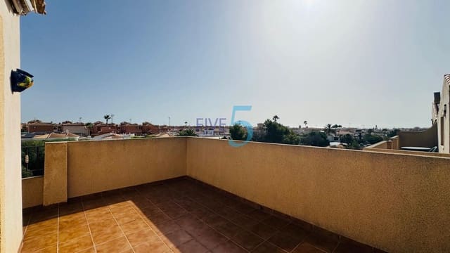 3 Zimmer Haus zu verkaufen in Playa Flamenca, Orihuela mit Pool Garage - 245.000 € (Ref: 10036226)