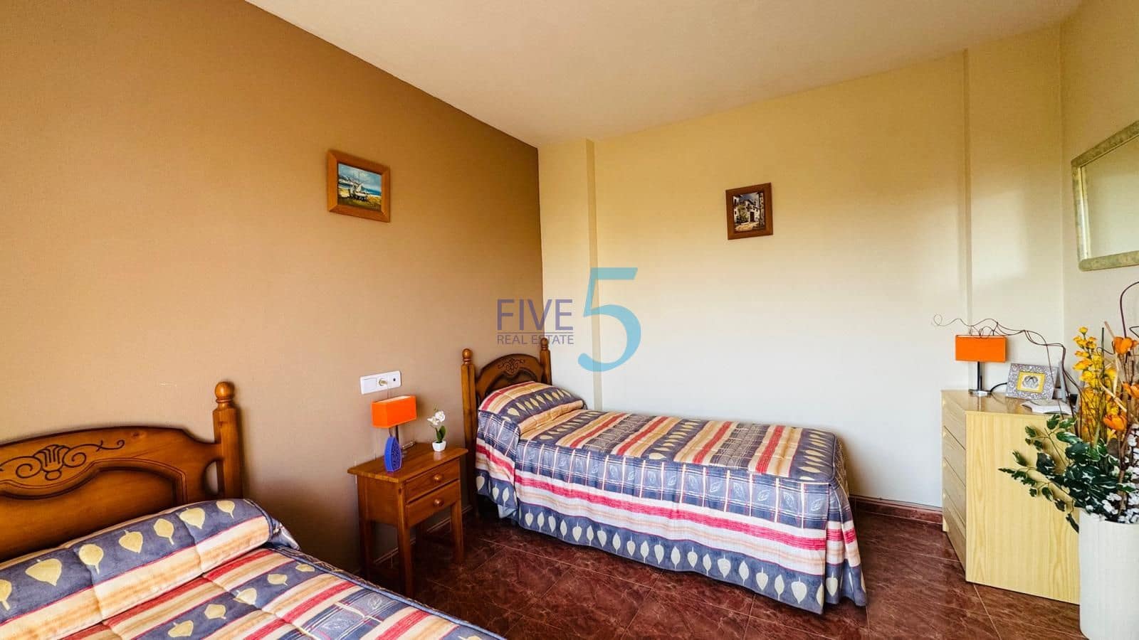 3 Zimmer Haus zu verkaufen in Playa Flamenca mit Pool Garage - 245.000 € (Ref: 10036226)
