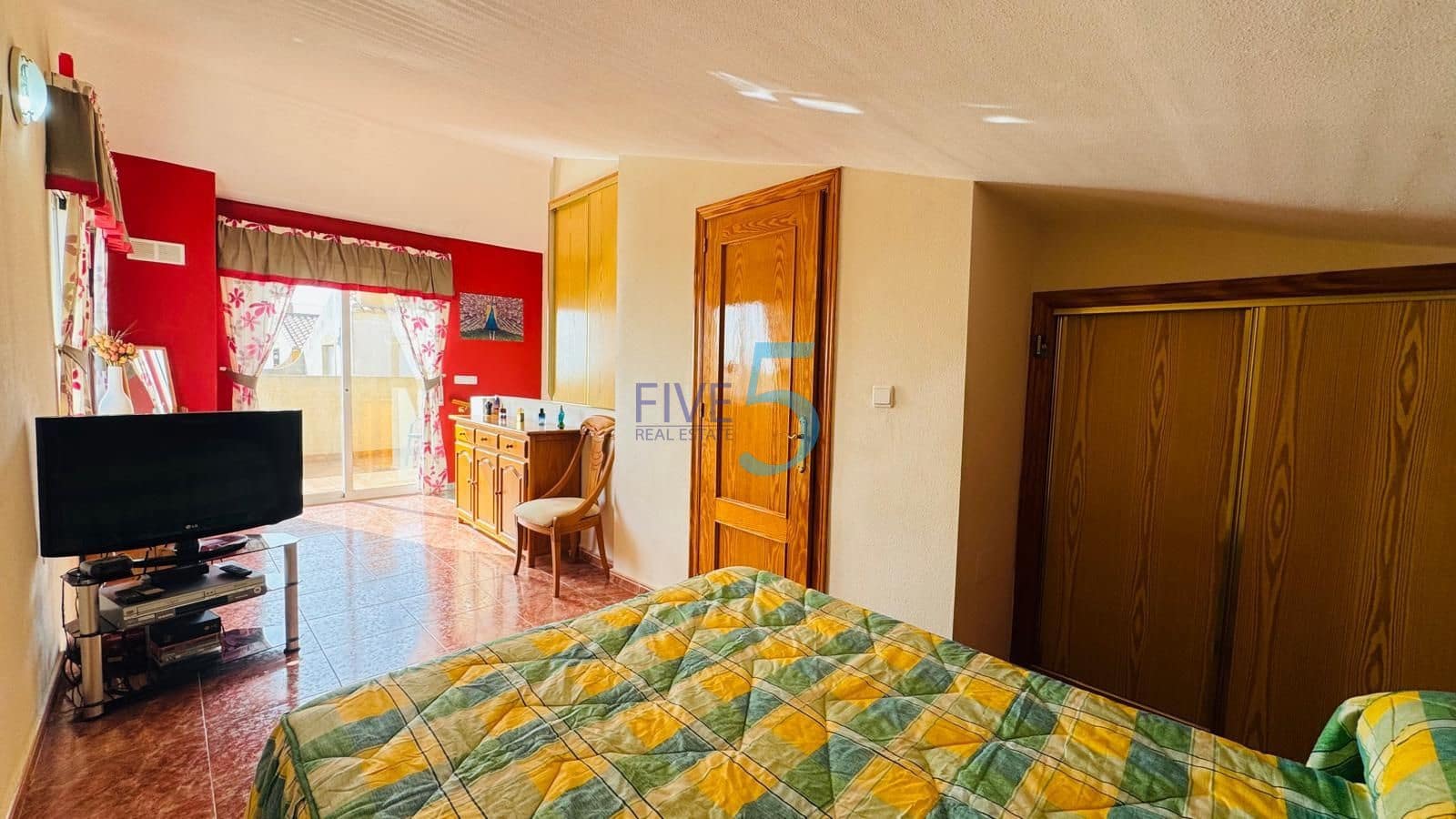 3 Zimmer Haus zu verkaufen in Playa Flamenca mit Pool Garage - 245.000 € (Ref: 10036226)