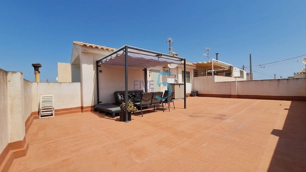 4 soverom Leilighet til salgs i Los Alcazares - € 199 000 (Ref: 10037646)
