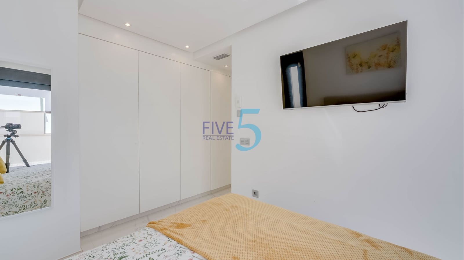 2 sypialnia Willa na sprzedaż w Roda z basenem garażem - 299 000 € (Ref: 10039424)