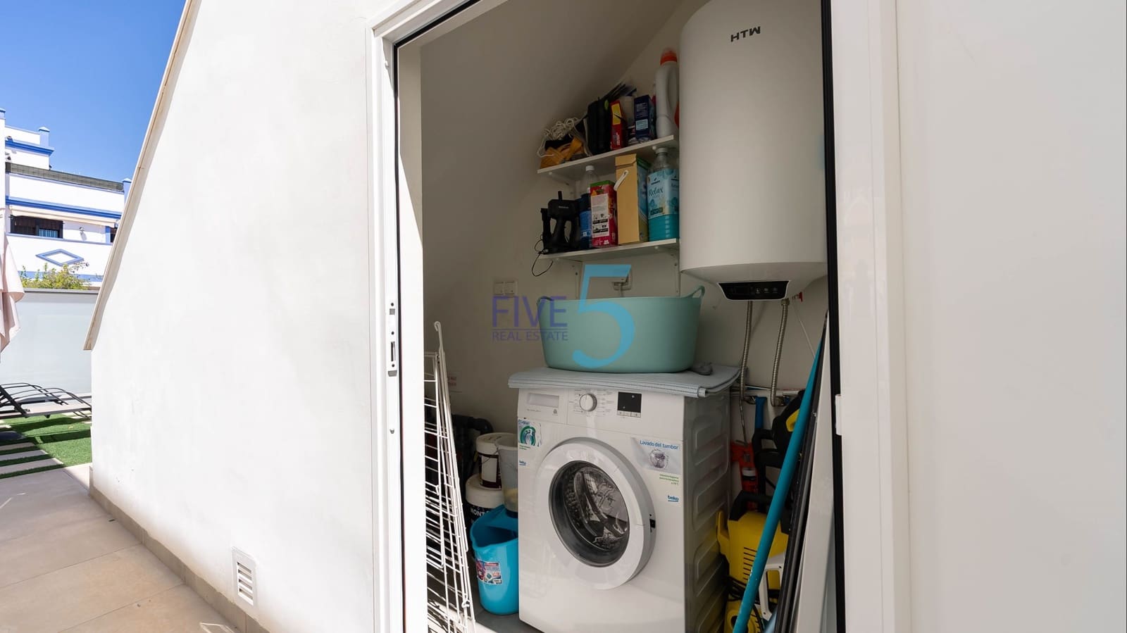 2 sypialnia Willa na sprzedaż w Roda z basenem garażem - 299 000 € (Ref: 10039424)