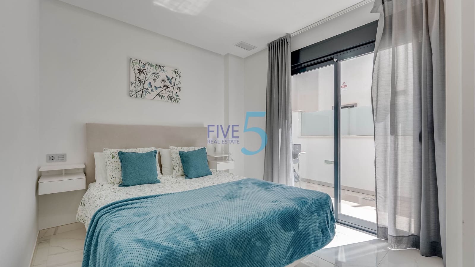 2 sypialnia Willa na sprzedaż w Roda z basenem garażem - 299 000 € (Ref: 10039424)