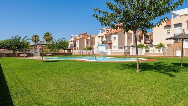 2 chambre Appartement à vendre à Playa Flamenca, Orihuela avec piscine garage - 129 500 € (Ref: 10041550)