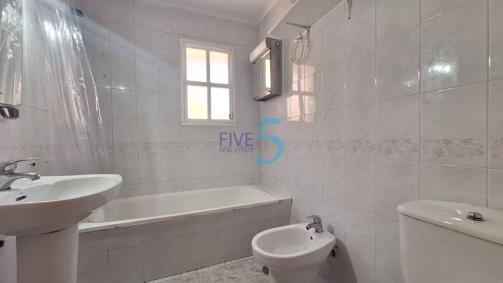2 chambre Appartement à vendre à Playa Flamenca avec piscine garage - 129 500 € (Ref: 10041550)