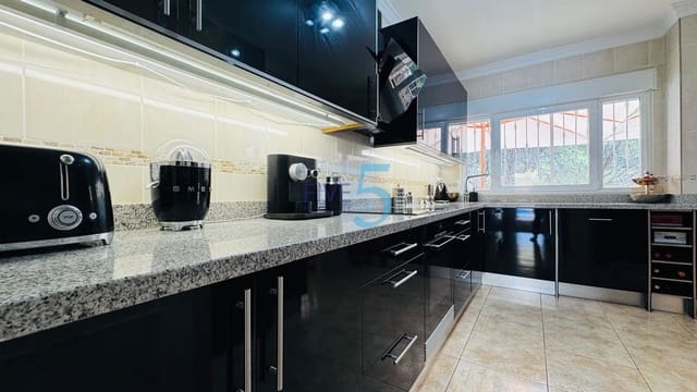4 sypialnia Willa na sprzedaż w Pinar de Campoverde, Pilar de la Horadada z basenem - 540 000 € (Ref: 10043427)