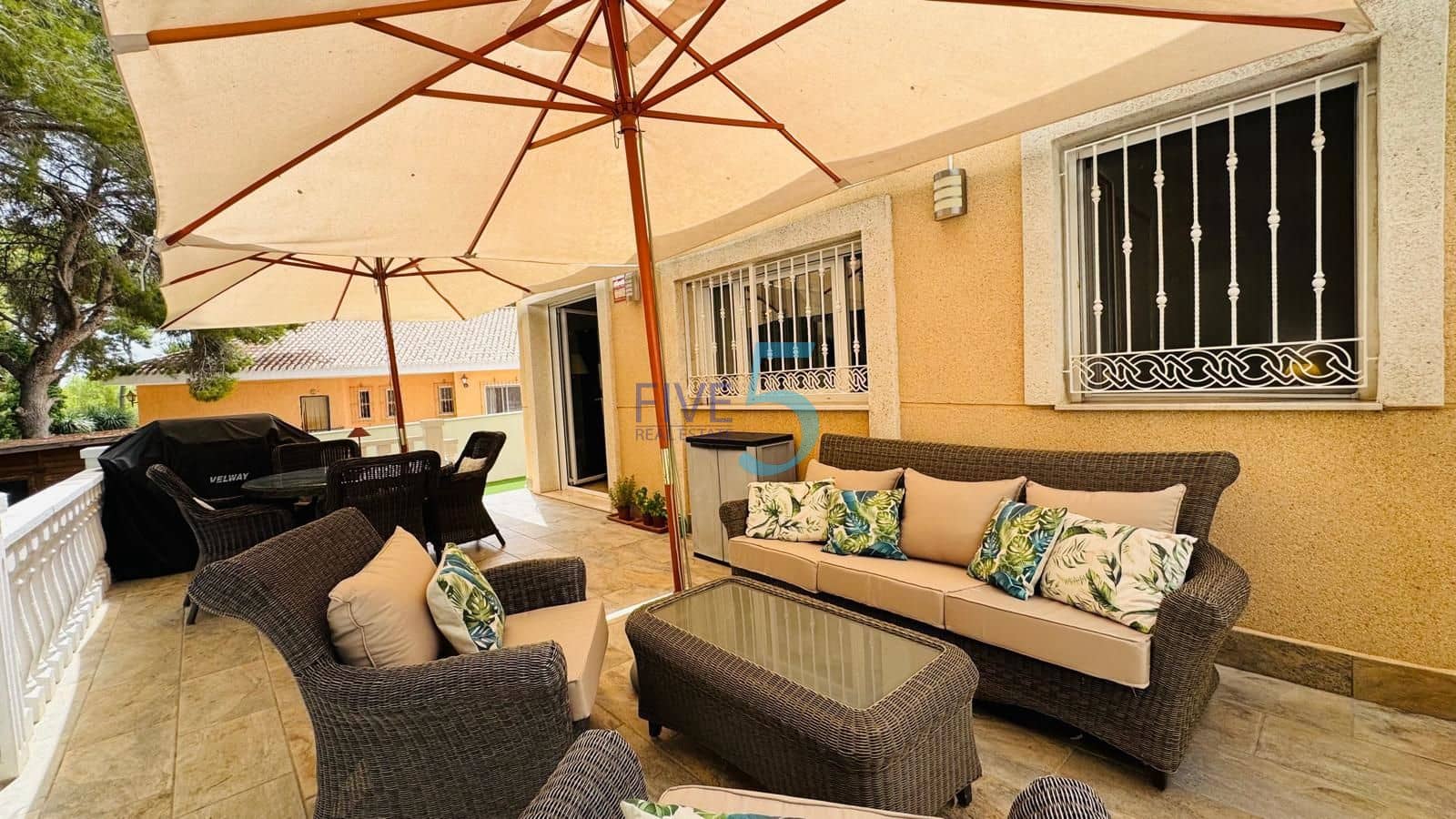 4 sypialnia Willa na sprzedaż w Pinar de Campoverde z basenem - 540 000 € (Ref: 10043427)