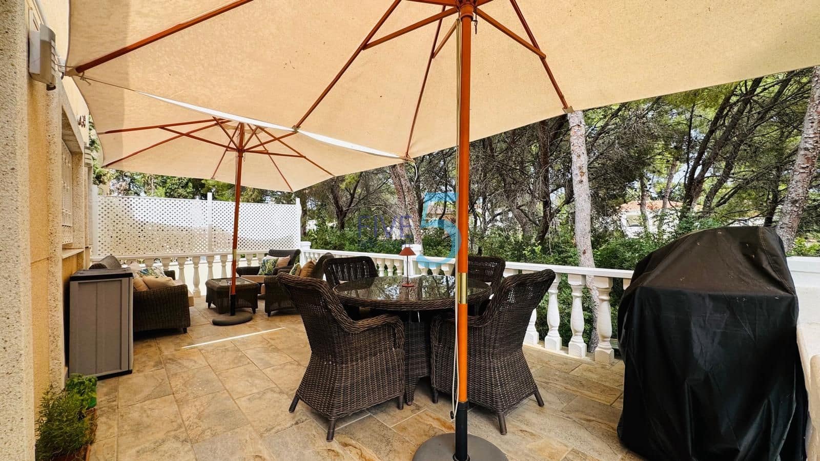 4 sypialnia Willa na sprzedaż w Pinar de Campoverde z basenem - 540 000 € (Ref: 10043427)