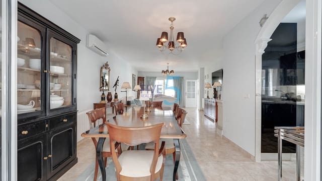 4 sypialnia Willa na sprzedaż w Pinar de Campoverde, Pilar de la Horadada z basenem garażem - 540 000 € (Ref: 10043427)