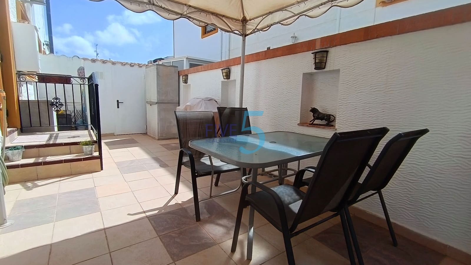 3 sovrum Hus till salu i Vistabella med pool - 189 999 € (Ref: 10044140)