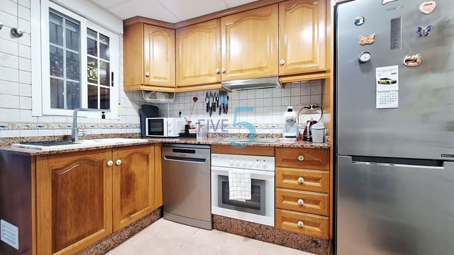 3 slaapkamer Appartement te koop in Guardamar del Segura met zwembad garage - € 235.000 (Ref: 10045605)