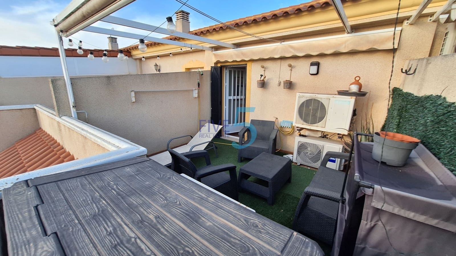 3 slaapkamer Appartement te koop in Guardamar del Segura met zwembad garage - € 235.000 (Ref: 10045605)