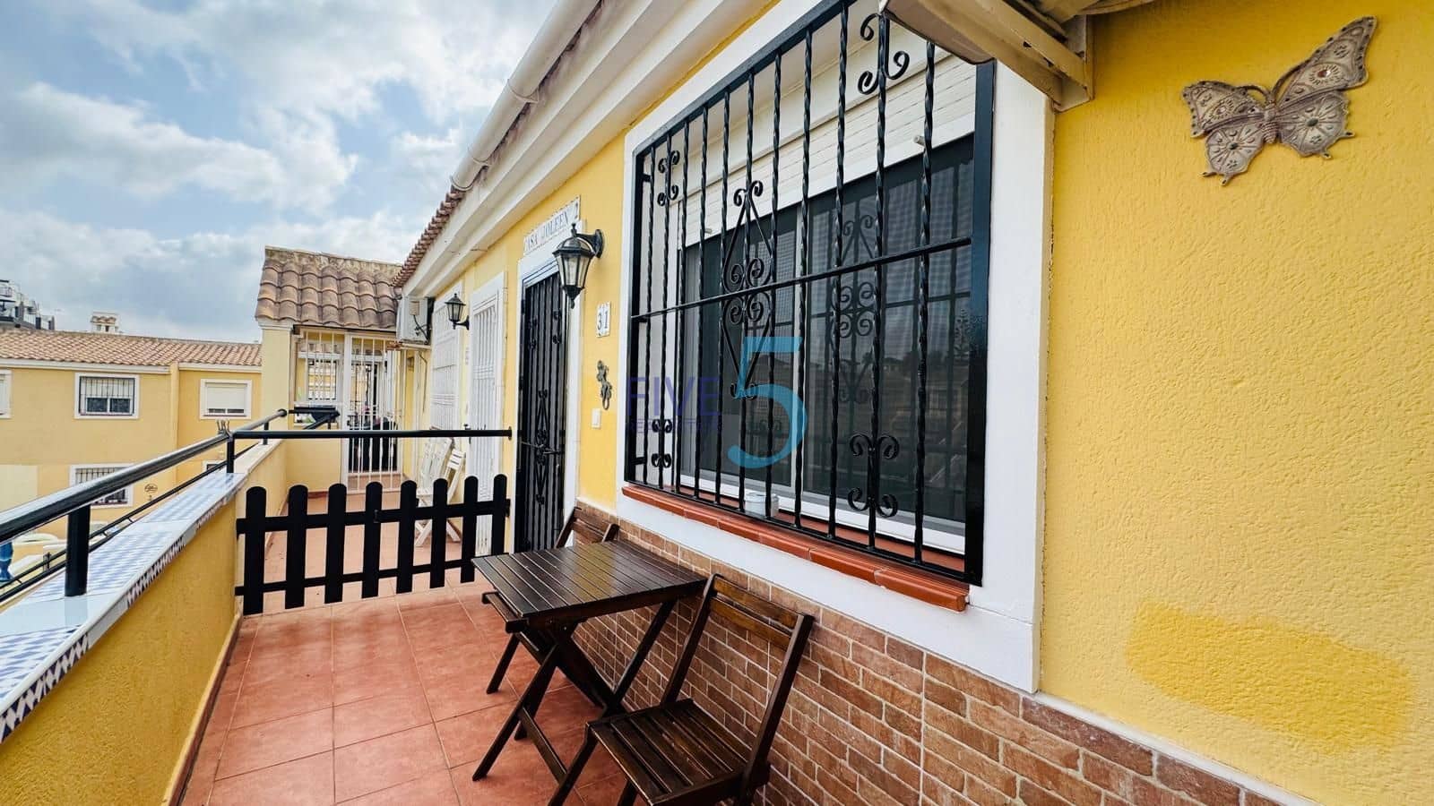 2 bedroom Apartment for sale in Villamartin with pool - € 139,000 (Ref: 10045606)
