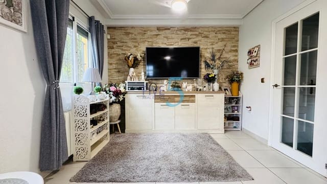 2 sypialnia Dom na sprzedaż w Villamartin, Orihuela z basenem garażem - 225 000 € (Ref: 10046087)