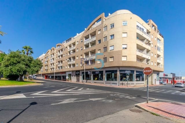 2 quarto Apartamento para venda em Torrevieja com piscina garagem - 137 000 € (Ref: 10046089)