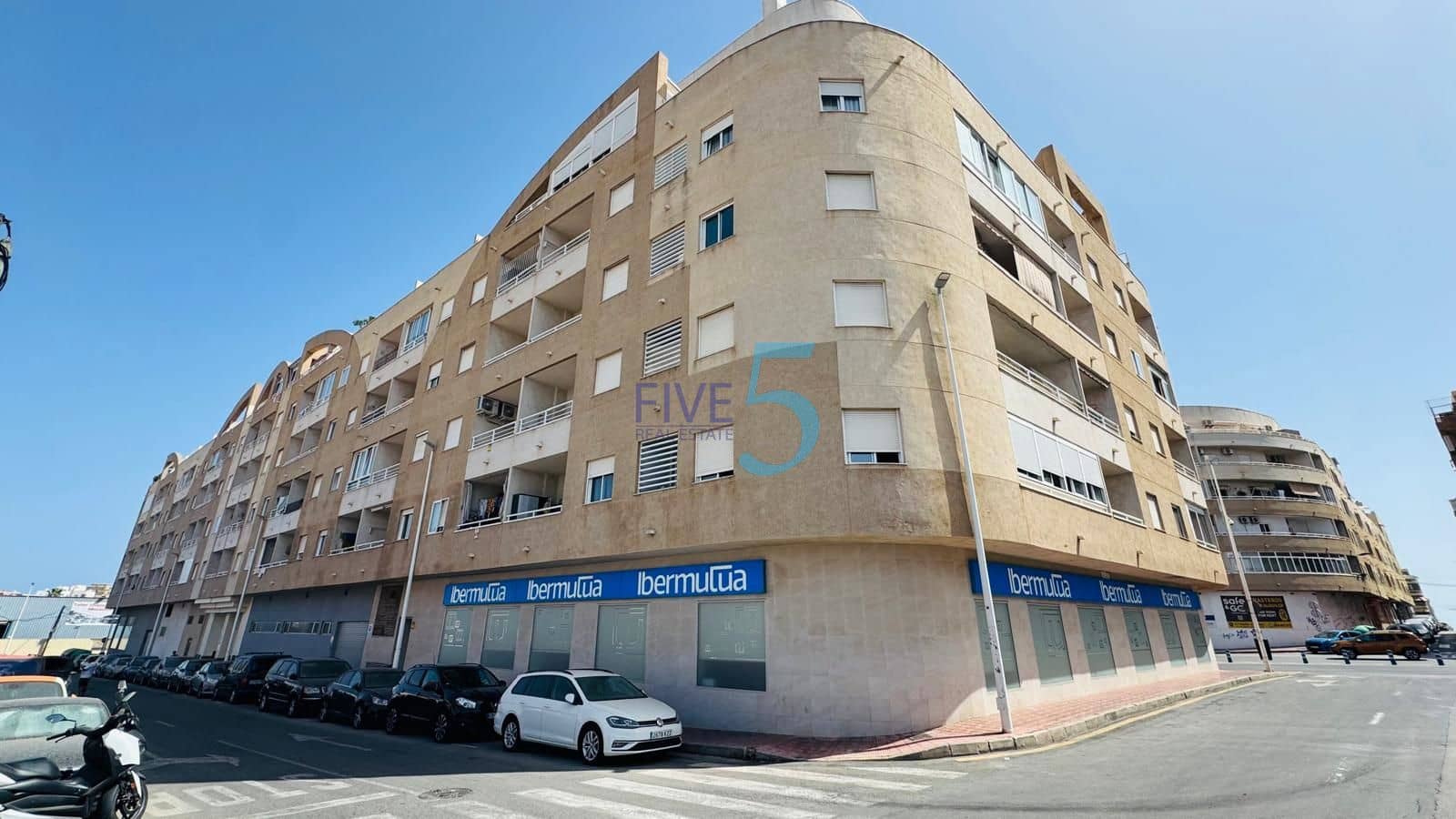 2 quarto Apartamento para venda em Torrevieja com piscina garagem - 137 000 € (Ref: 10046089)