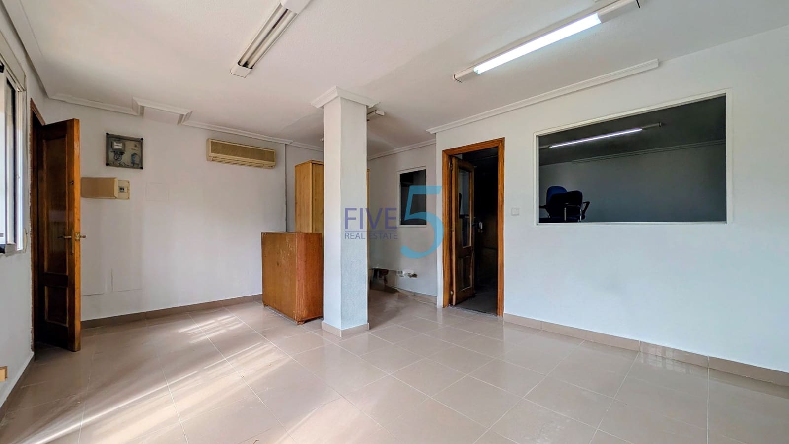 Casa de 2 habitaciones en La Zenia en venta con piscina garaje - 205.000 € (Ref: 10048387)