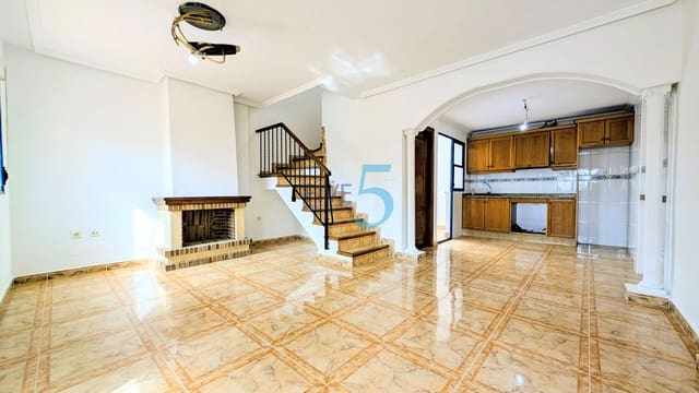 2 quarto Casa em Banda para venda em La Zenia, Orihuela com piscina garagem - 205 000 € (Ref: 10048387)