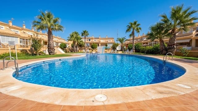 4 sypialnia Willa na sprzedaż w Los Altos z basenem garażem - 310 000 € (Ref: 10048388)