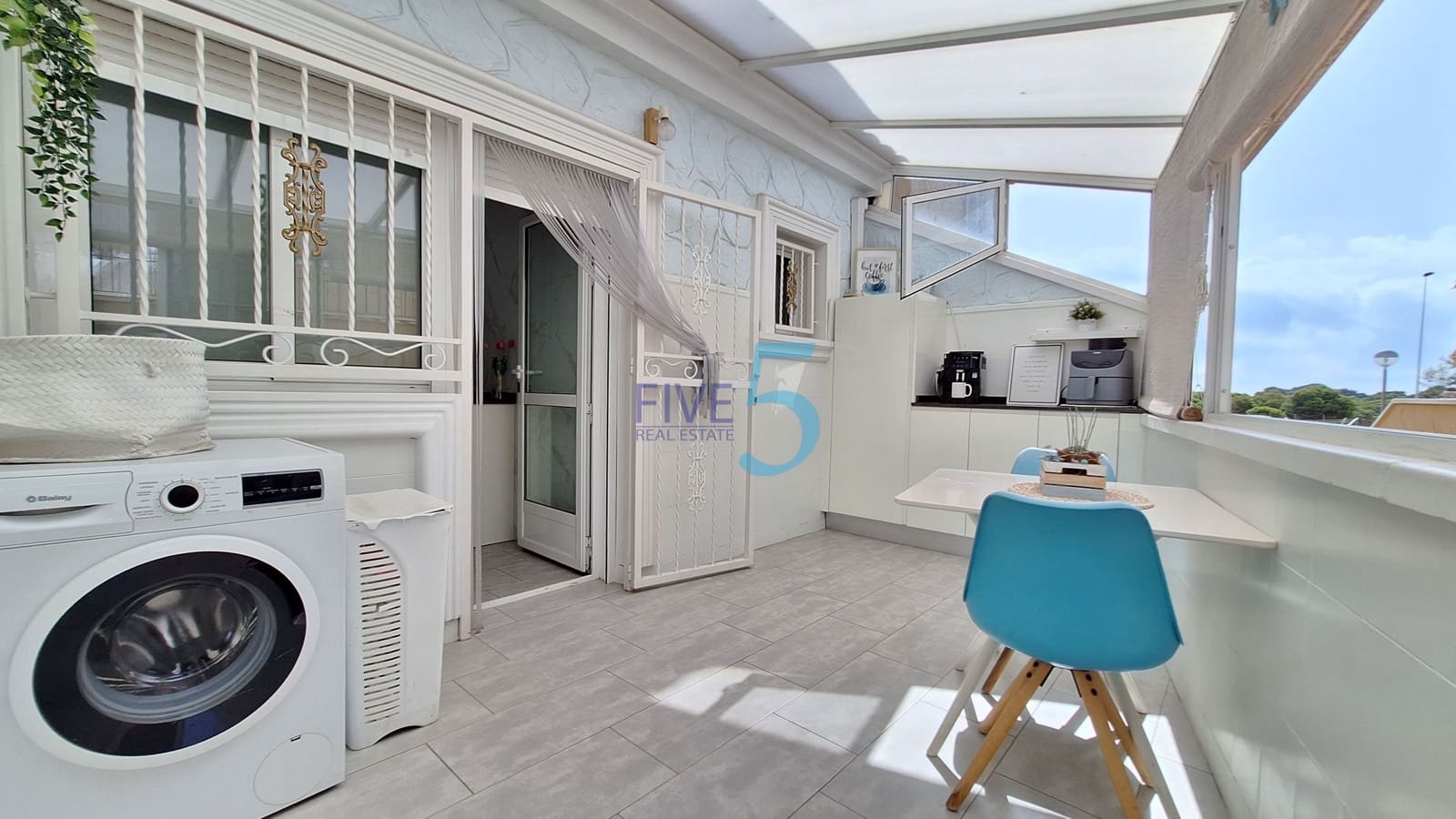 4 sypialnia Willa na sprzedaż w Los Altos z basenem garażem - 310 000 € (Ref: 10048388)