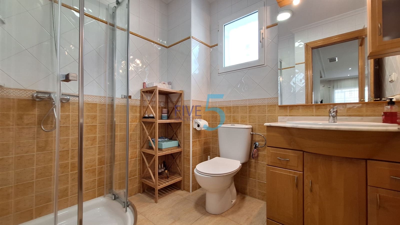 4 sypialnia Willa na sprzedaż w Los Altos z basenem garażem - 310 000 € (Ref: 10048388)