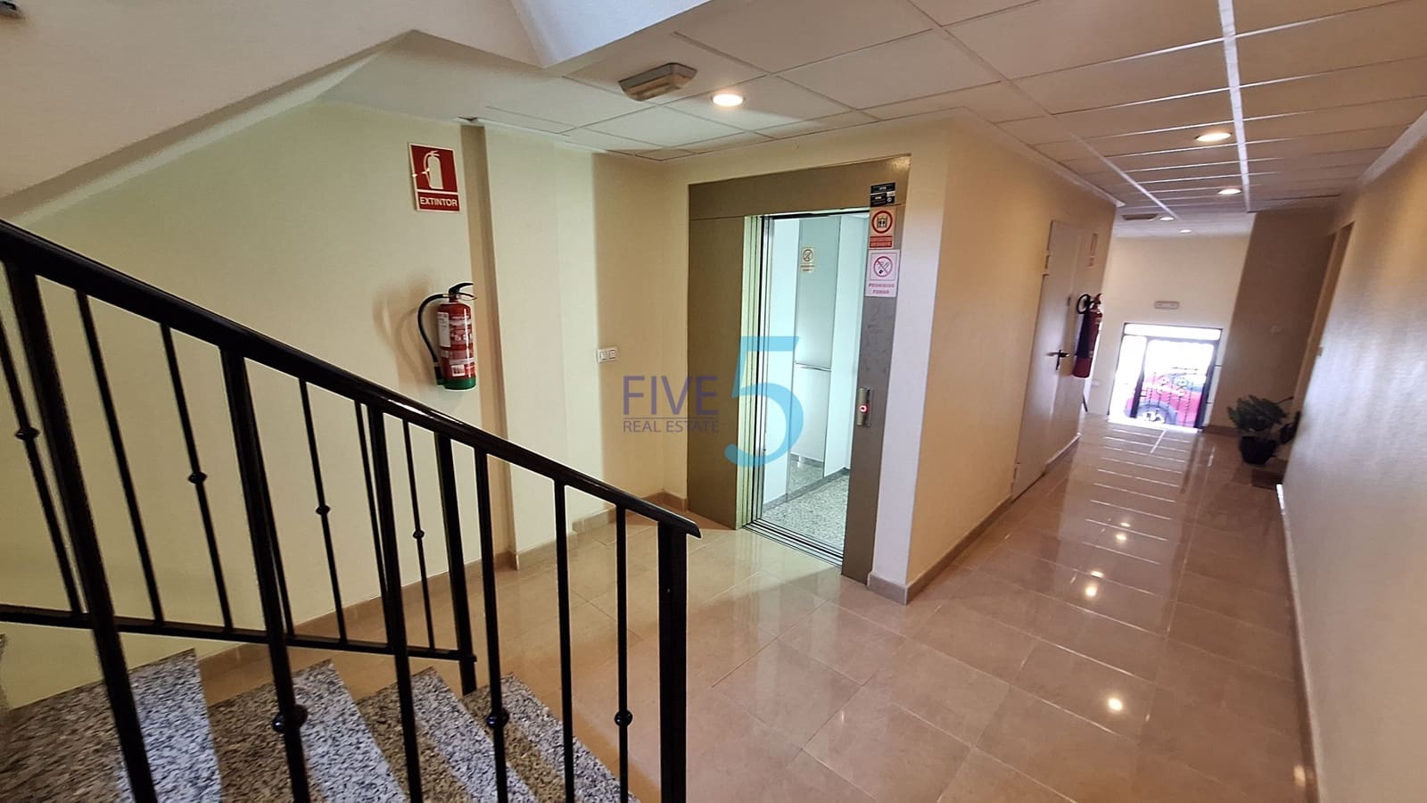 3 bedroom Apartment for sale in Pilar de la Horadada with garage - € 240,000 (Ref: 10048469)