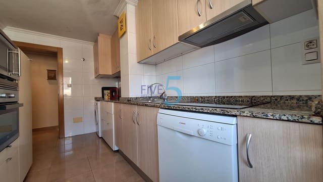 3 bedroom Apartment for sale in Pilar de la Horadada with garage - € 240,000 (Ref: 10048469)