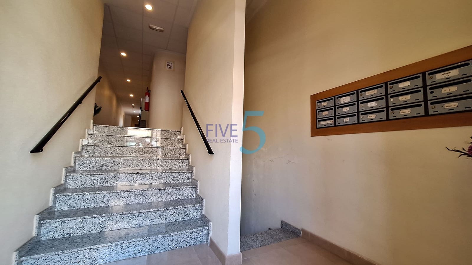 3 bedroom Apartment for sale in Pilar de la Horadada with garage - € 240,000 (Ref: 10048469)