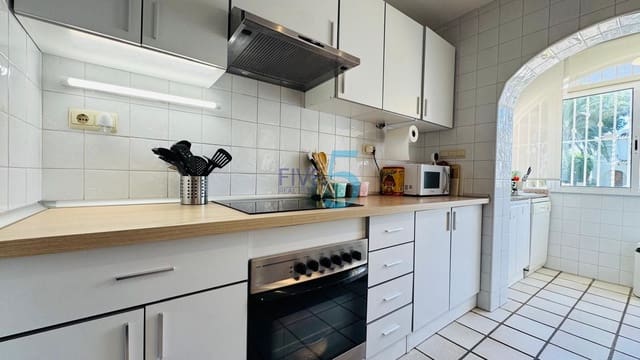 3 bedroom Townhouse for sale in Cabo Roig, Orihuela with pool garage - € 284,000 (Ref: 10048470)
