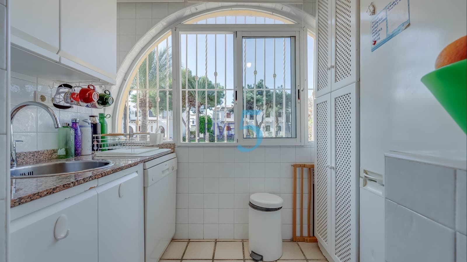 3 sypialnia Dom na sprzedaż w Cabo Roig z basenem garażem - 270 000 € (Ref: 10048470)