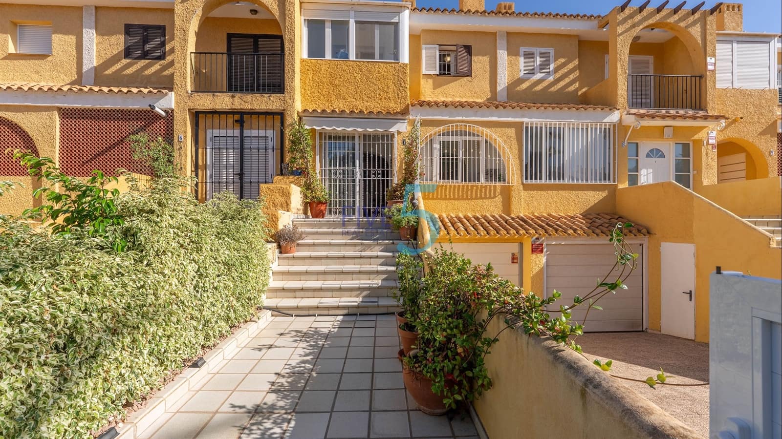 3 sypialnia Dom na sprzedaż w Cabo Roig z basenem garażem - 270 000 € (Ref: 10048470)