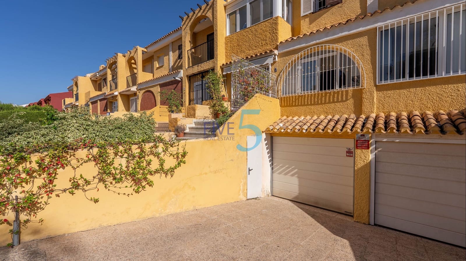 3 sypialnia Dom na sprzedaż w Cabo Roig z basenem garażem - 270 000 € (Ref: 10048470)