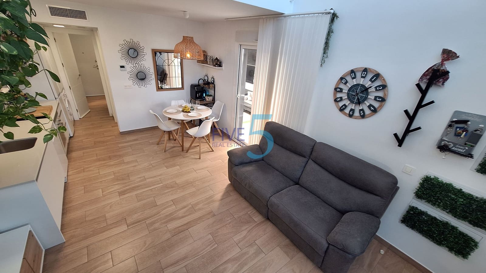 3 chambre Villa/Maison à vendre à Alicante ville avec piscine garage - 330 000 € (Ref: 10049794)