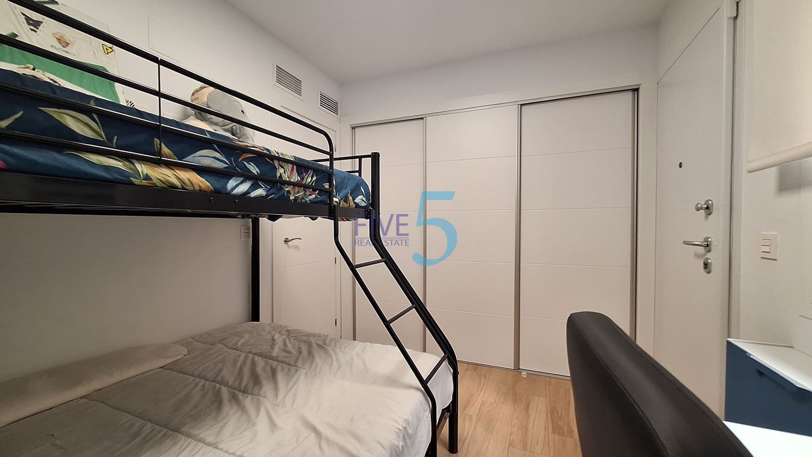 3 chambre Villa/Maison à vendre à Alicante ville avec piscine garage - 330 000 € (Ref: 10049794)