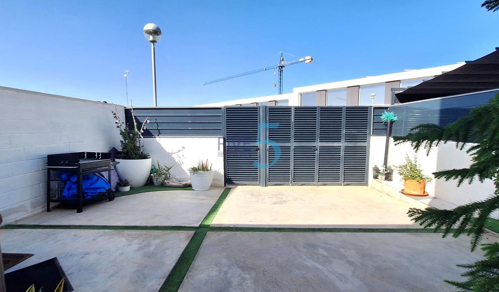 3 chambre Villa/Maison à vendre à Alicante ville avec piscine garage - 330 000 € (Ref: 10049794)