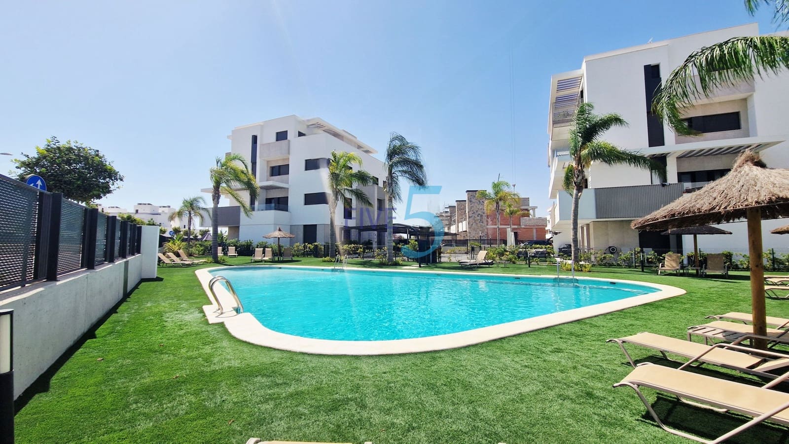 2 soveværelse Lejlighed til salg i Torre-Pacheco med swimmingpool garage - € 285.000 (Ref: 10049795)