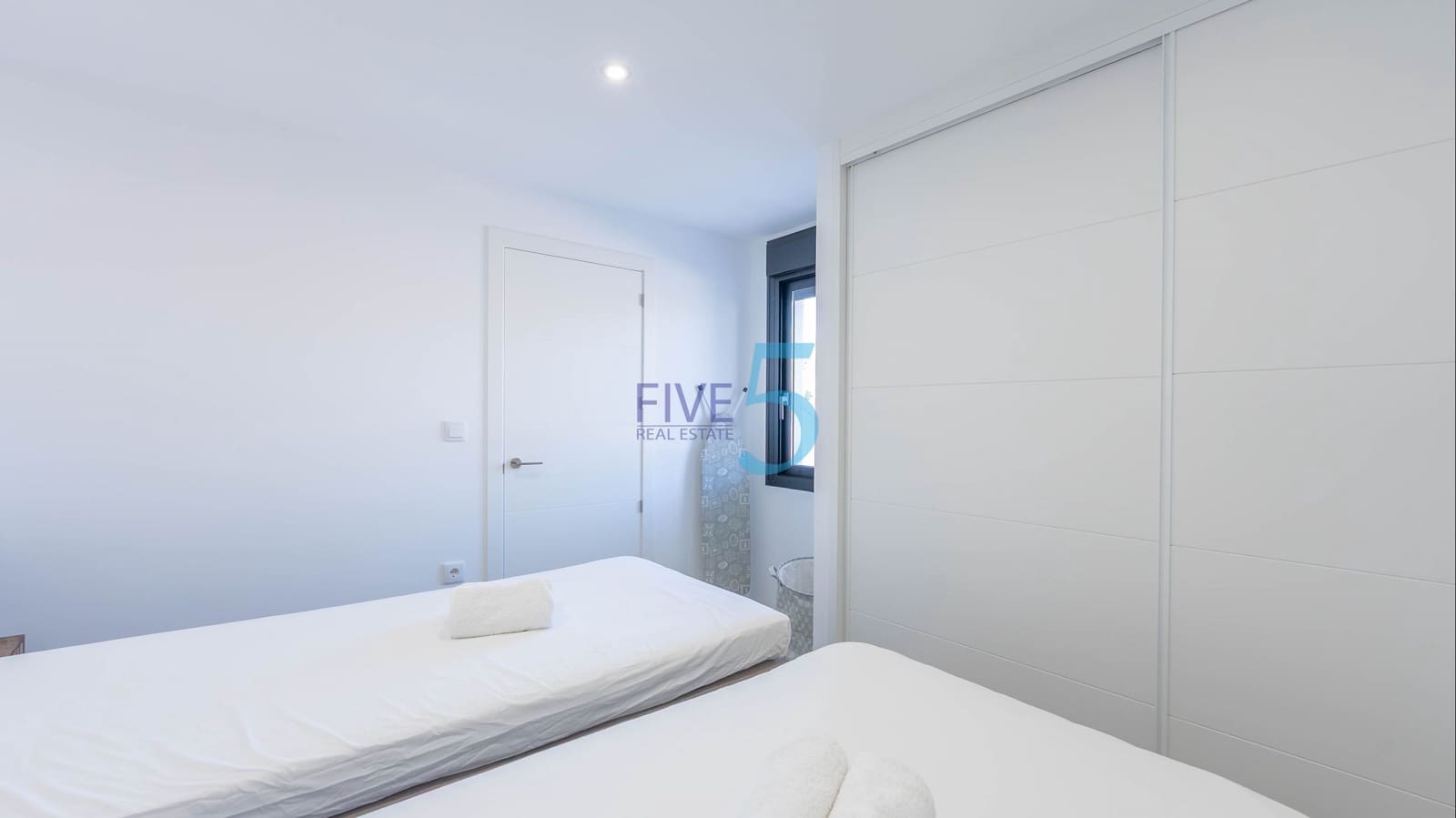 Apartamento de 2 habitaciones en San Pedro del Pinatar en venta con piscina garaje - 249.500 € (Ref: 10051945)