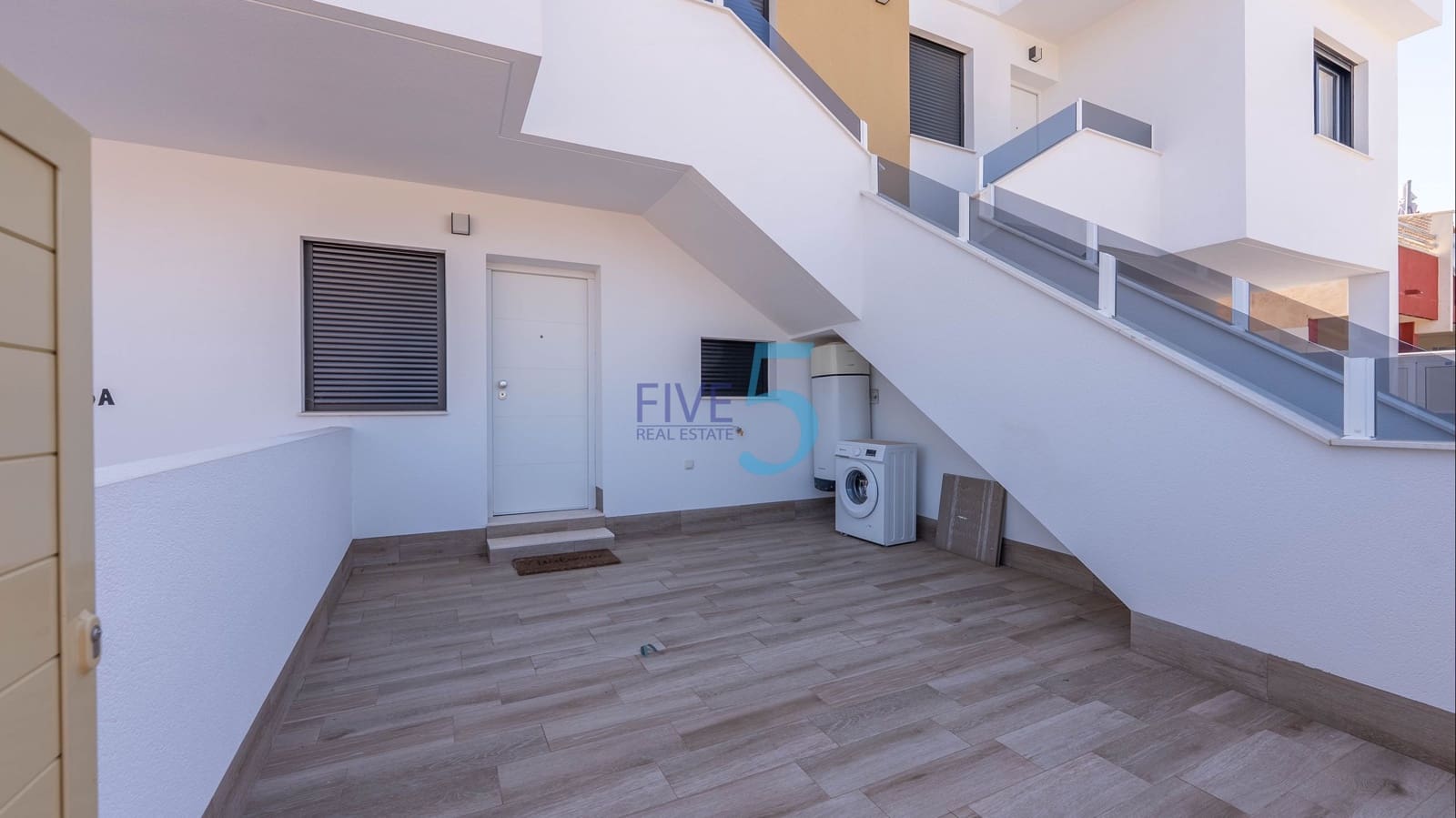 Apartamento de 2 habitaciones en San Pedro del Pinatar en venta con piscina garaje - 249.500 € (Ref: 10051945)