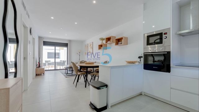 2 sypialnia Apartament na sprzedaż w San Pedro del Pinatar z basenem garażem - 249 500 € (Ref: 10051945)
