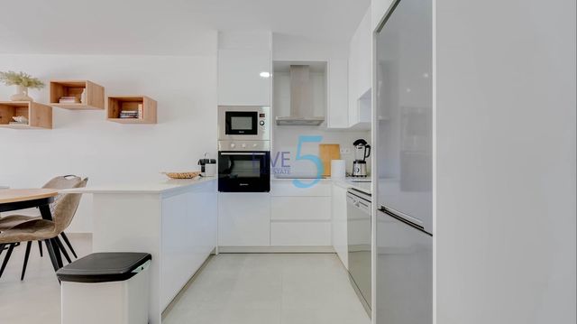 2 sypialnia Apartament na sprzedaż w San Pedro del Pinatar z basenem garażem - 249 500 € (Ref: 10051945)