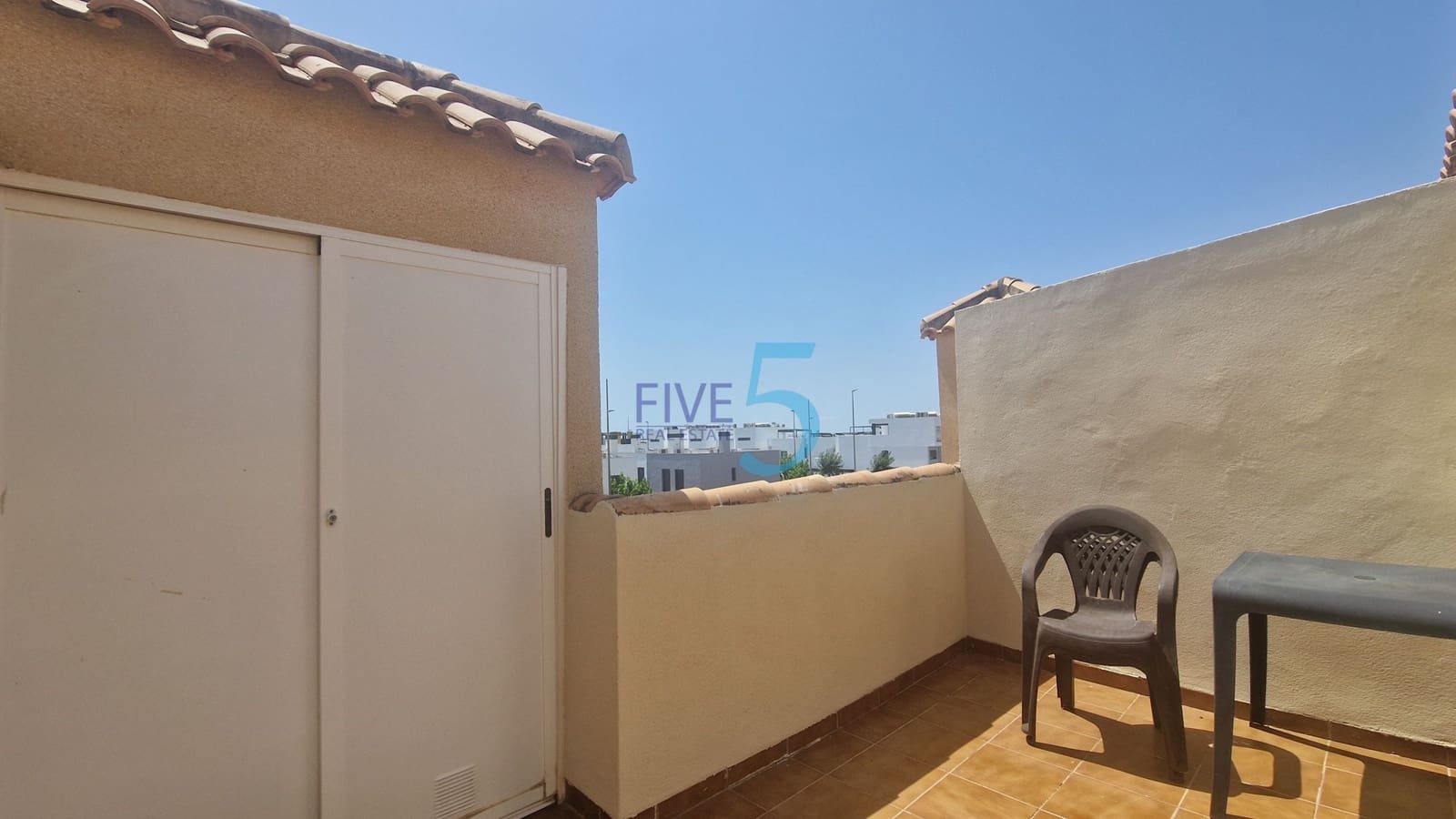3 quarto Casa em Banda para venda em Torre de la Horadada com piscina garagem - 229 000 € (Ref: 10052023)
